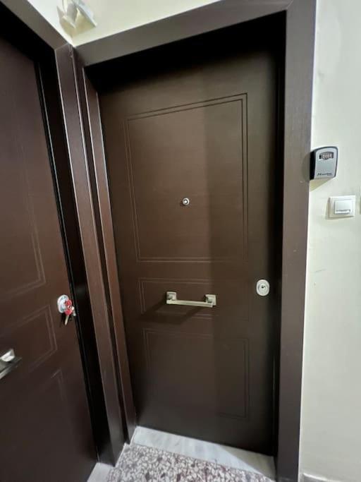 Stylish And Central Apt Near Acropolis - Avdi Square Афіни Екстер'єр фото